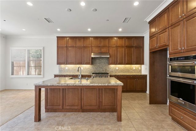 68 Bloomington, Irvine, CA 92620