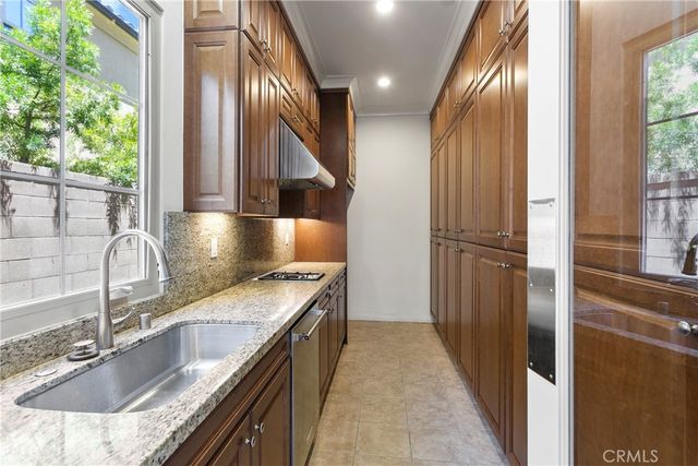 68 Bloomington, Irvine, CA 92620