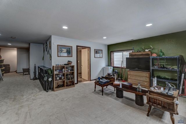 115 SPRINGER DR, Box Elder, SD 57719