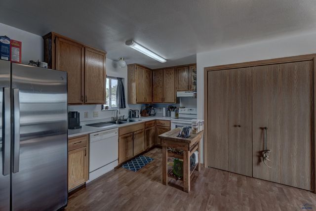 115 SPRINGER DR, Box Elder, SD 57719
