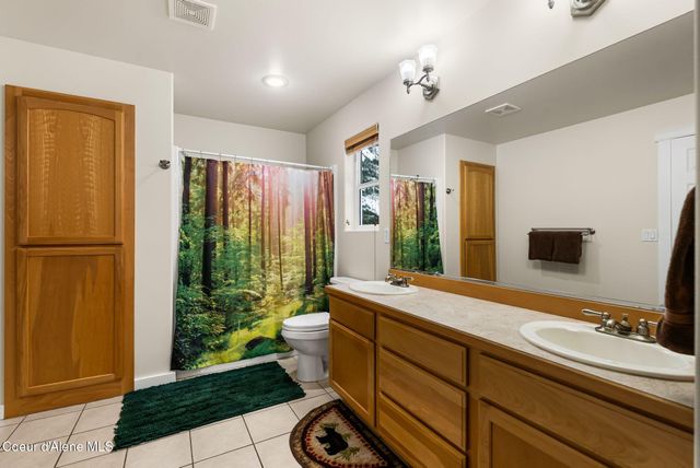 249 Indigo Sky Rd, Sandpoint, ID 83864