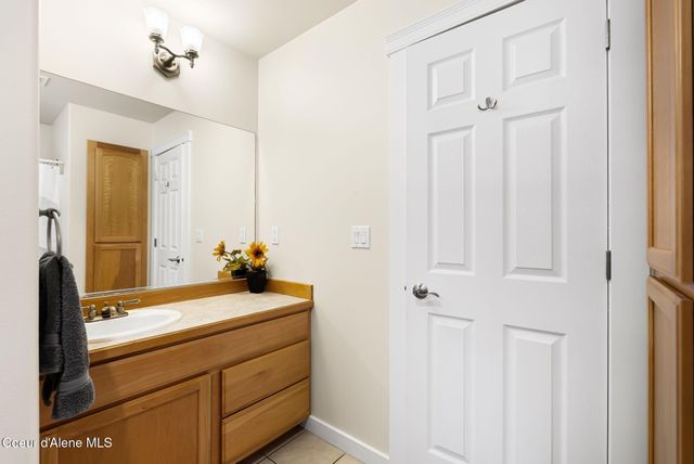 249 Indigo Sky Rd, Sandpoint, ID 83864