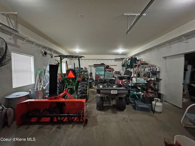 249 Indigo Sky Rd, Sandpoint, ID 83864