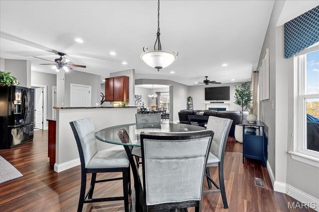 6219 Pathfinder Drive, St Louis, MO 63129