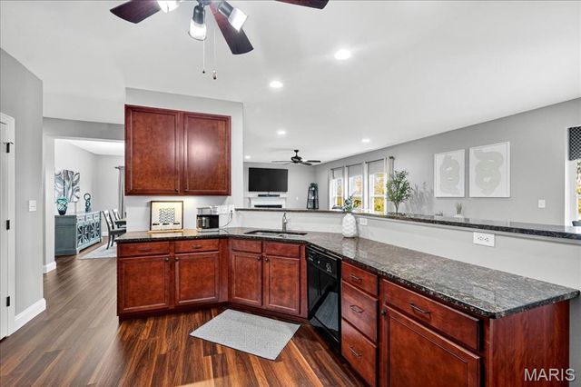 6219 Pathfinder Drive, St Louis, MO 63129