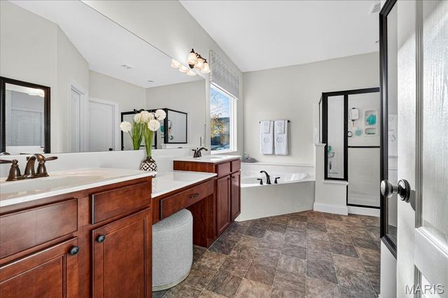 6219 Pathfinder Drive, St Louis, MO 63129