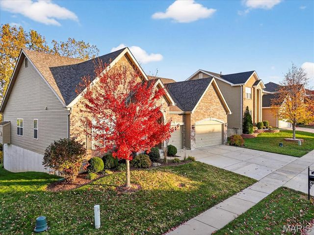 6219 Pathfinder Drive, St Louis, MO 63129