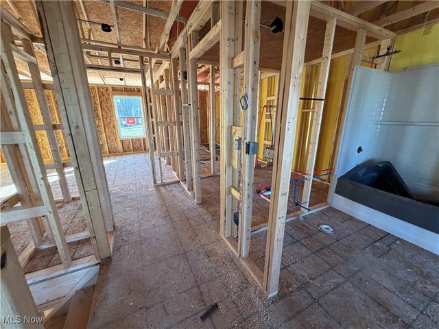 3527 Alder Avenue, Green, OH 44685