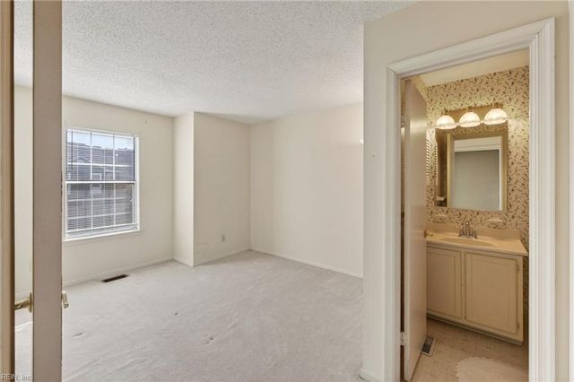 2317 Bastion CT, Virginia Beach, VA 23454