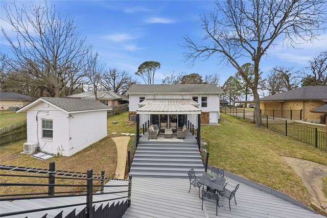 126 Maples Trail, Mabank, TX 75156