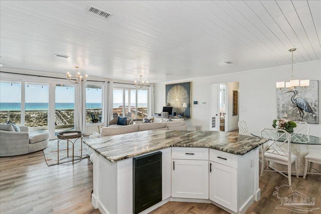 7515 Gulf Blvd, Navarre Beach, FL 32566