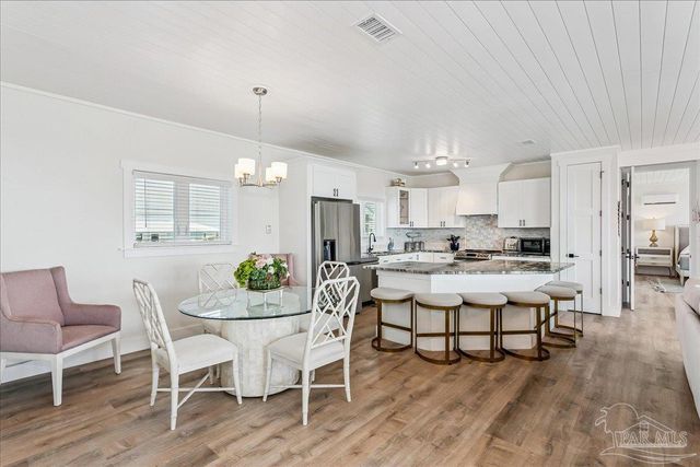 7515 Gulf Blvd, Navarre Beach, FL 32566