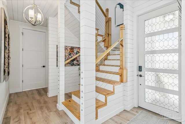 7515 Gulf Blvd, Navarre Beach, FL 32566