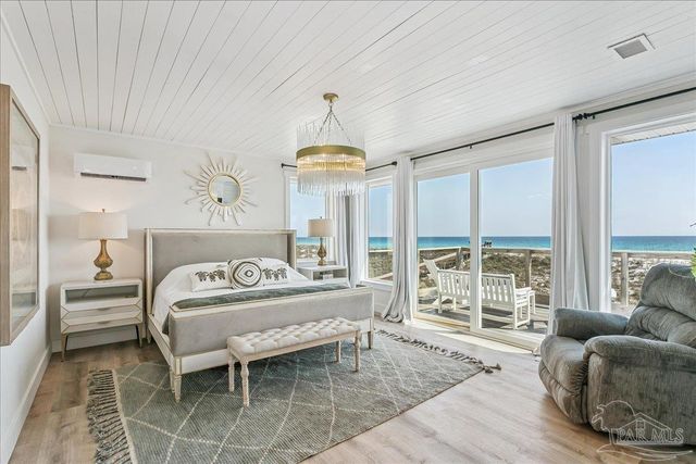 7515 Gulf Blvd, Navarre Beach, FL 32566