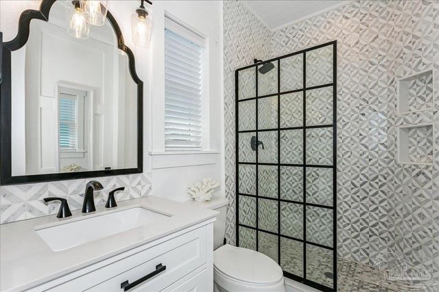 7515 Gulf Blvd, Navarre Beach, FL 32566