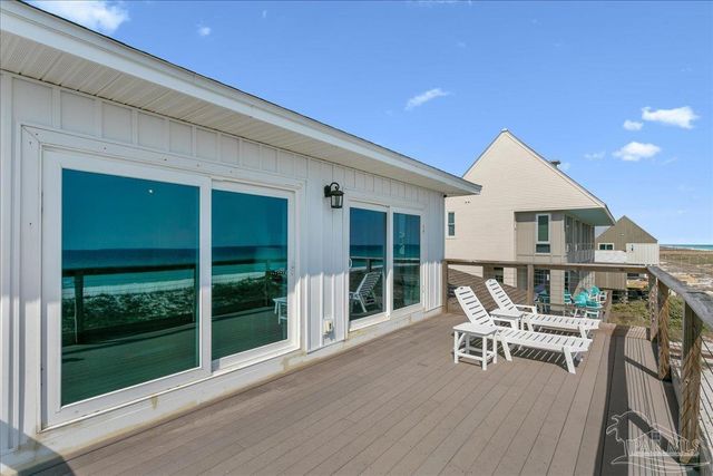 7515 Gulf Blvd, Navarre Beach, FL 32566