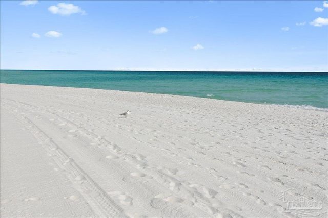 7515 Gulf Blvd, Navarre Beach, FL 32566