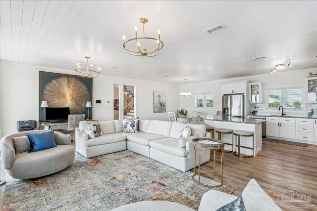 7515 Gulf Blvd, Navarre Beach, FL 32566