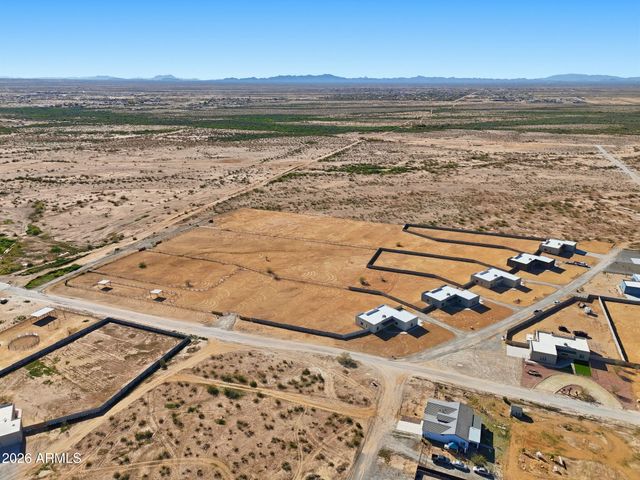 23109 W SKINNER Road, Wittmann, AZ 85361