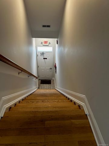 131 E Main Street, Bay Shore, NY 11706