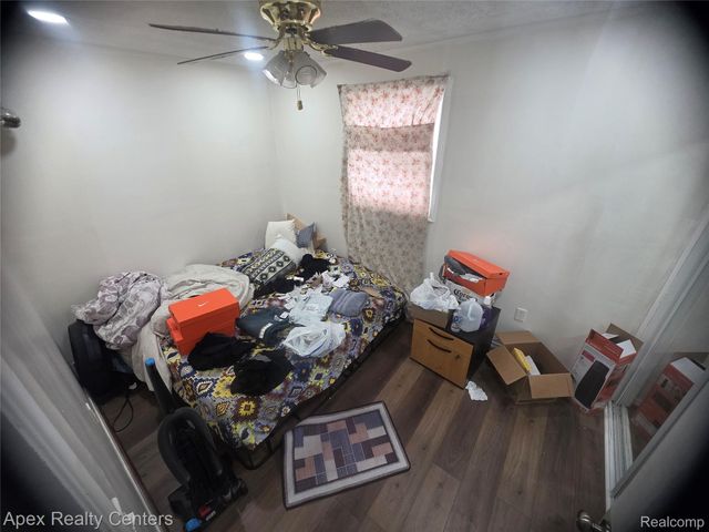 6165 Nightingale Street, Dearborn Heights, MI 48127