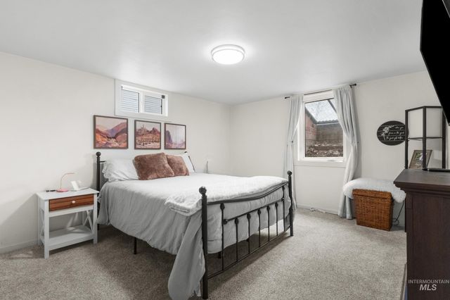 4623 S Montana Ave, Caldwell, ID 83607