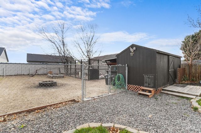 4623 S Montana Ave, Caldwell, ID 83607