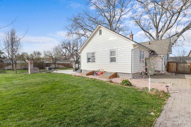 4623 S Montana Ave, Caldwell, ID 83607