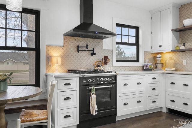 4623 S Montana Ave, Caldwell, ID 83607