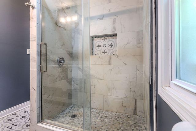 16002 Lakeside Road, Chikaming Twp, MI 49129