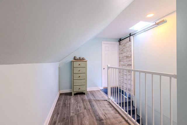 16002 Lakeside Road, Chikaming Twp, MI 49129