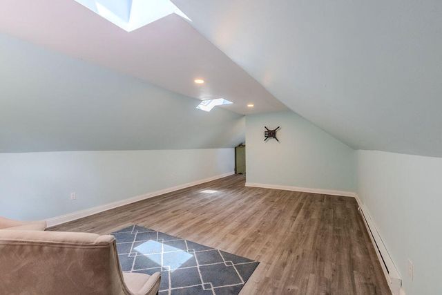 16002 Lakeside Road, Chikaming Twp, MI 49129