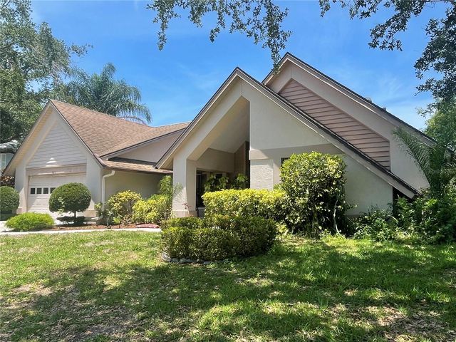 4696 LONG LAKE DRIVE, Sarasota, FL 34233
