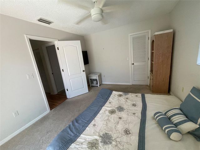 4696 LONG LAKE DRIVE, Sarasota, FL 34233