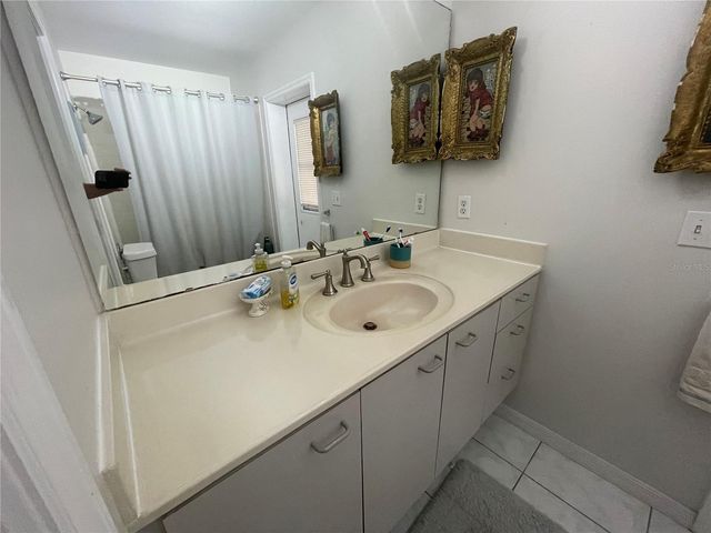 4696 LONG LAKE DRIVE, Sarasota, FL 34233