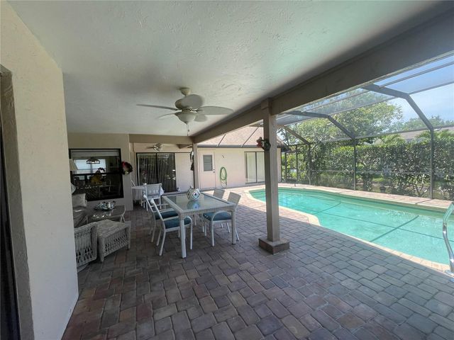 4696 LONG LAKE DRIVE, Sarasota, FL 34233