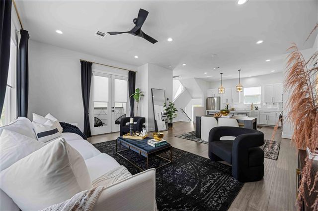 3018 Markle Drive, Houston, TX 77003