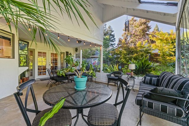 709 E Wood Duck Circle, Fresno, CA 93730
