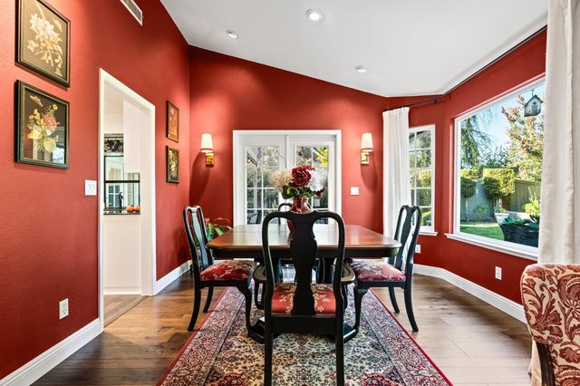 709 E Wood Duck Circle, Fresno, CA 93730