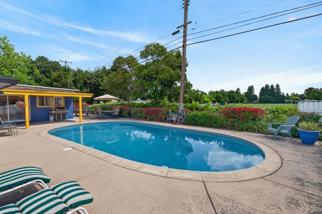 4223 Horgan Way, Sacramento, CA 95821