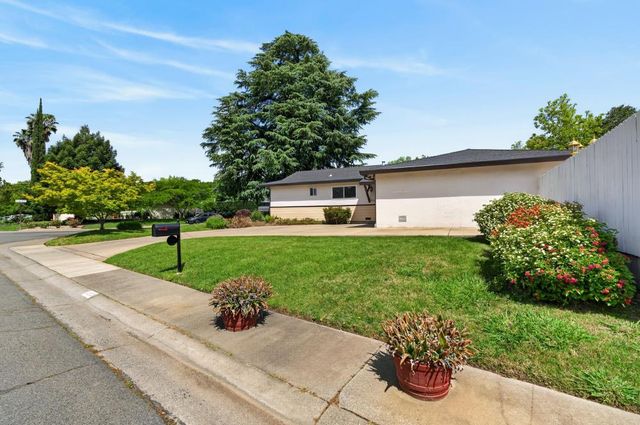 4223 Horgan Way, Sacramento, CA 95821