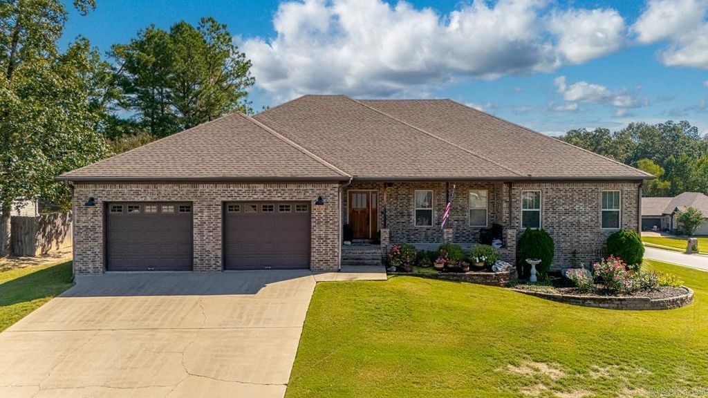 3914 Beacon Cove, Benton, AR 72019