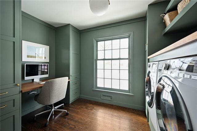 9331 Ensley Lane, Leawood, KS 66206