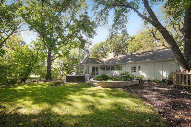 9331 Ensley Lane, Leawood, KS 66206