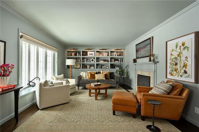 9331 Ensley Lane, Leawood, KS 66206