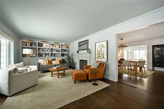 9331 Ensley Lane, Leawood, KS 66206