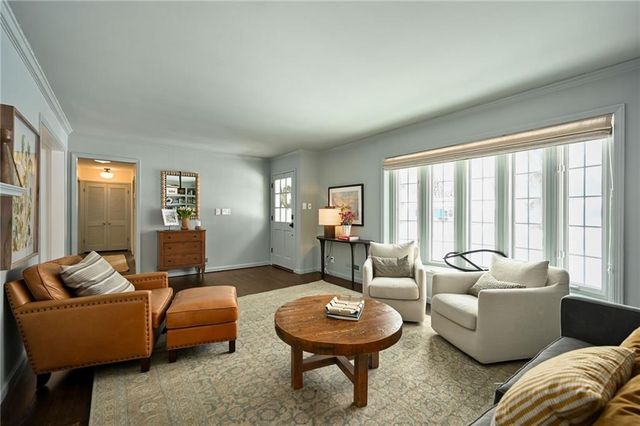 9331 Ensley Lane, Leawood, KS 66206