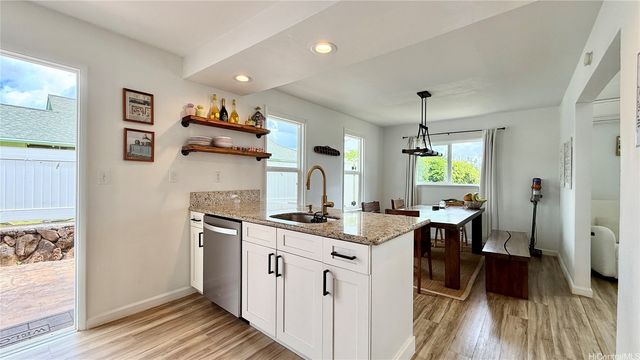 94-155 Hokulele Place, Mililani, HI 96789