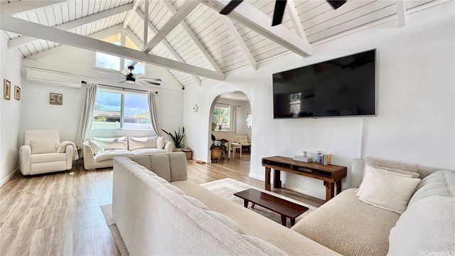 94-155 Hokulele Place, Mililani, HI 96789