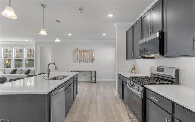 2216 Hampton Roads PW, Chesapeake, VA 23321